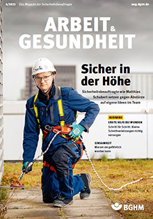 Cover arbeit & gesundheit Ausgabe 4 | 2021; Foto © Jessica Schäfer; Absturzsicherung